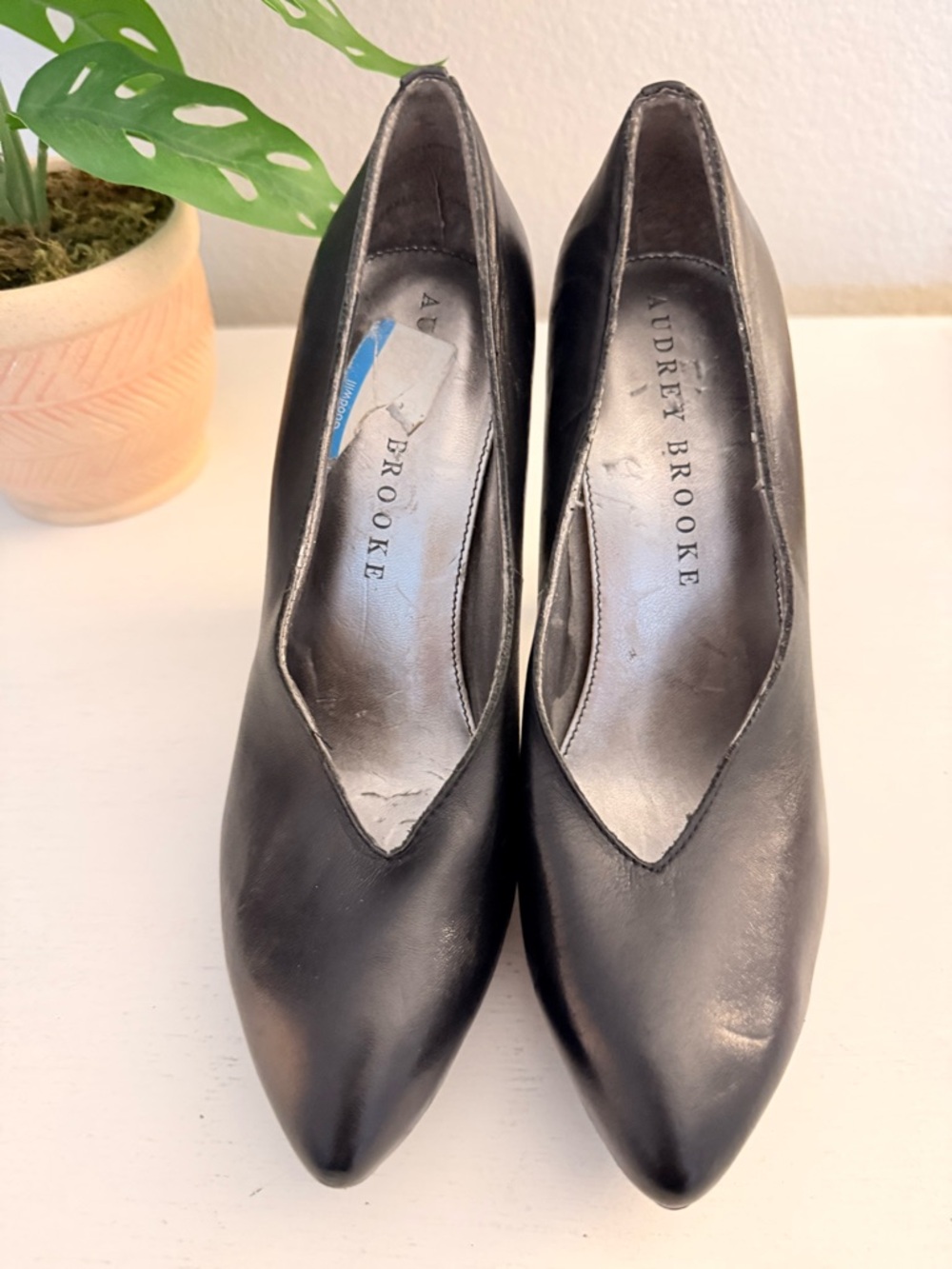 Audrey Brooke Black Pointed Leather High Heels - Picture 6 of 6